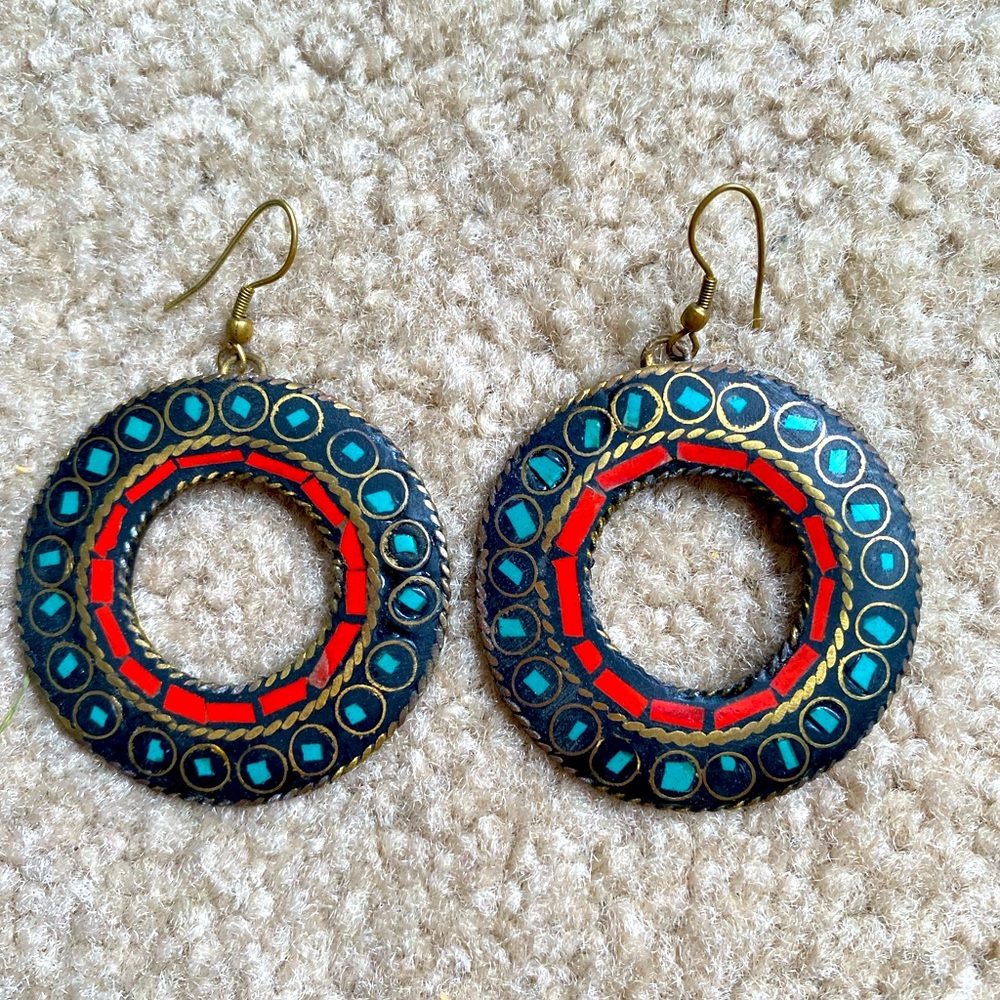 Tribal look earrings